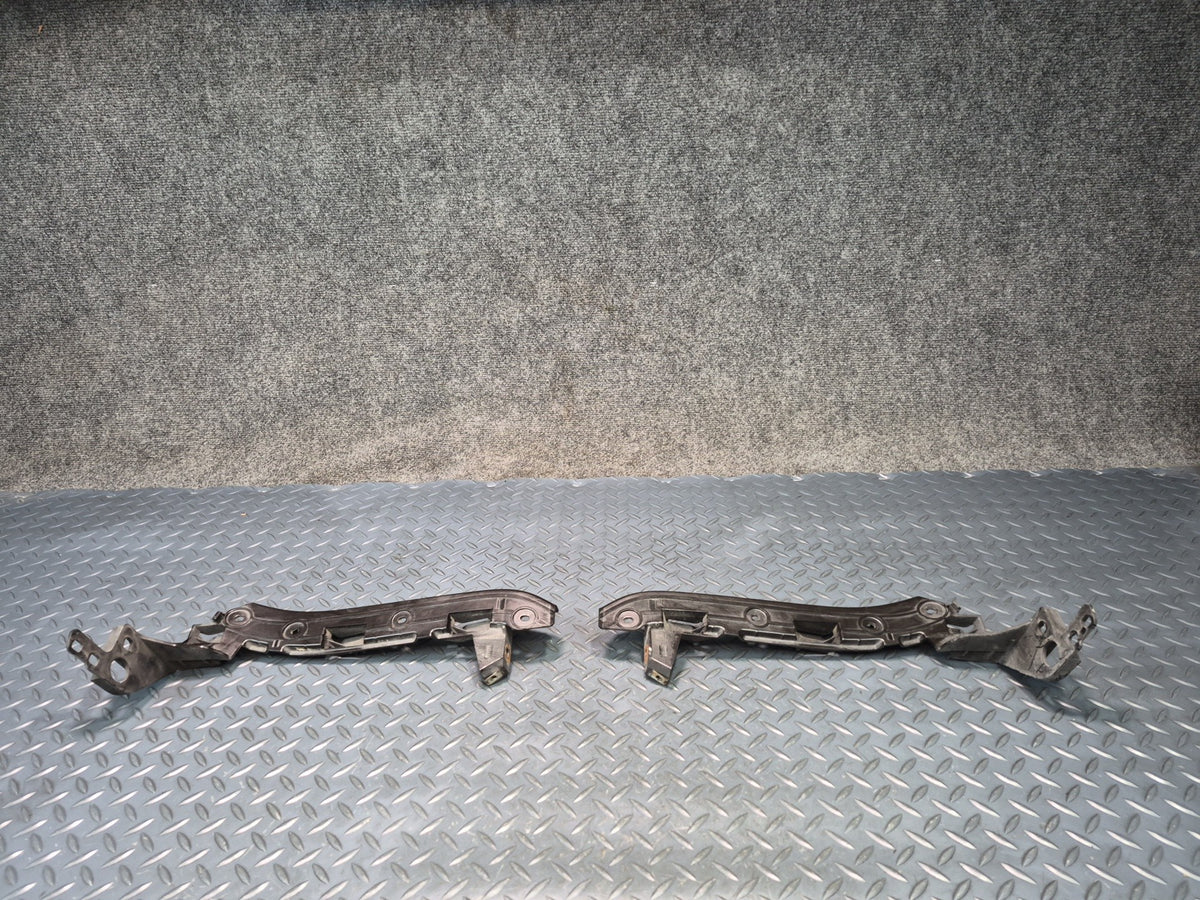 2008-2010 Porsche Cayenne 957 Front Bumper Mount Bracket Support Set of 4
