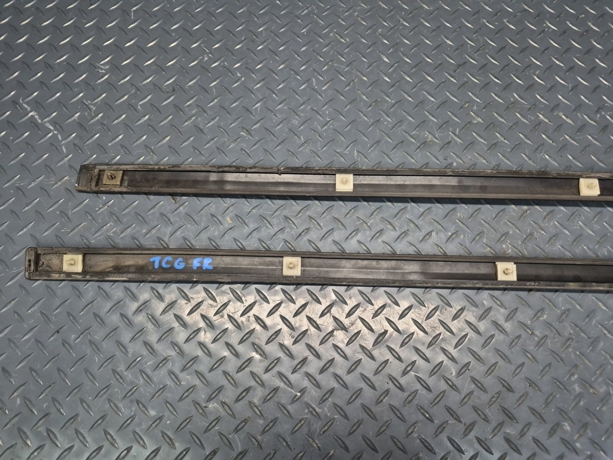 84-86 Toyota Cressida MX73 Sedan Right Fender Door Exterior Molding Set of 6 OEM