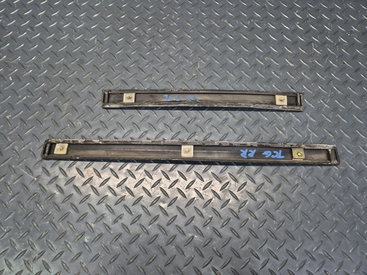 84-86 Toyota Cressida MX73 Sedan Right Fender Door Exterior Molding Set of 6 OEM
