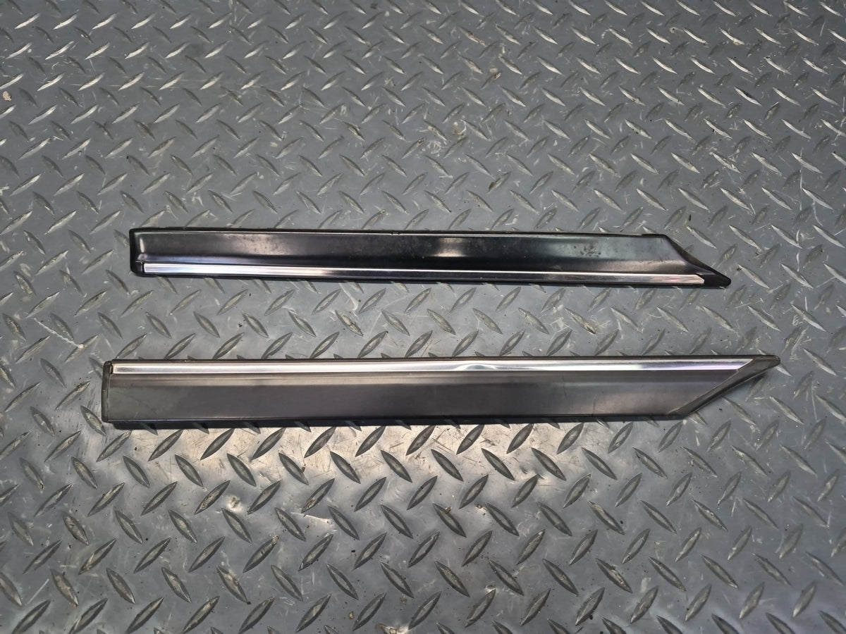 84-86 Toyota Cressida MX73 Sedan Right Fender Door Exterior Molding Set of 6 OEM