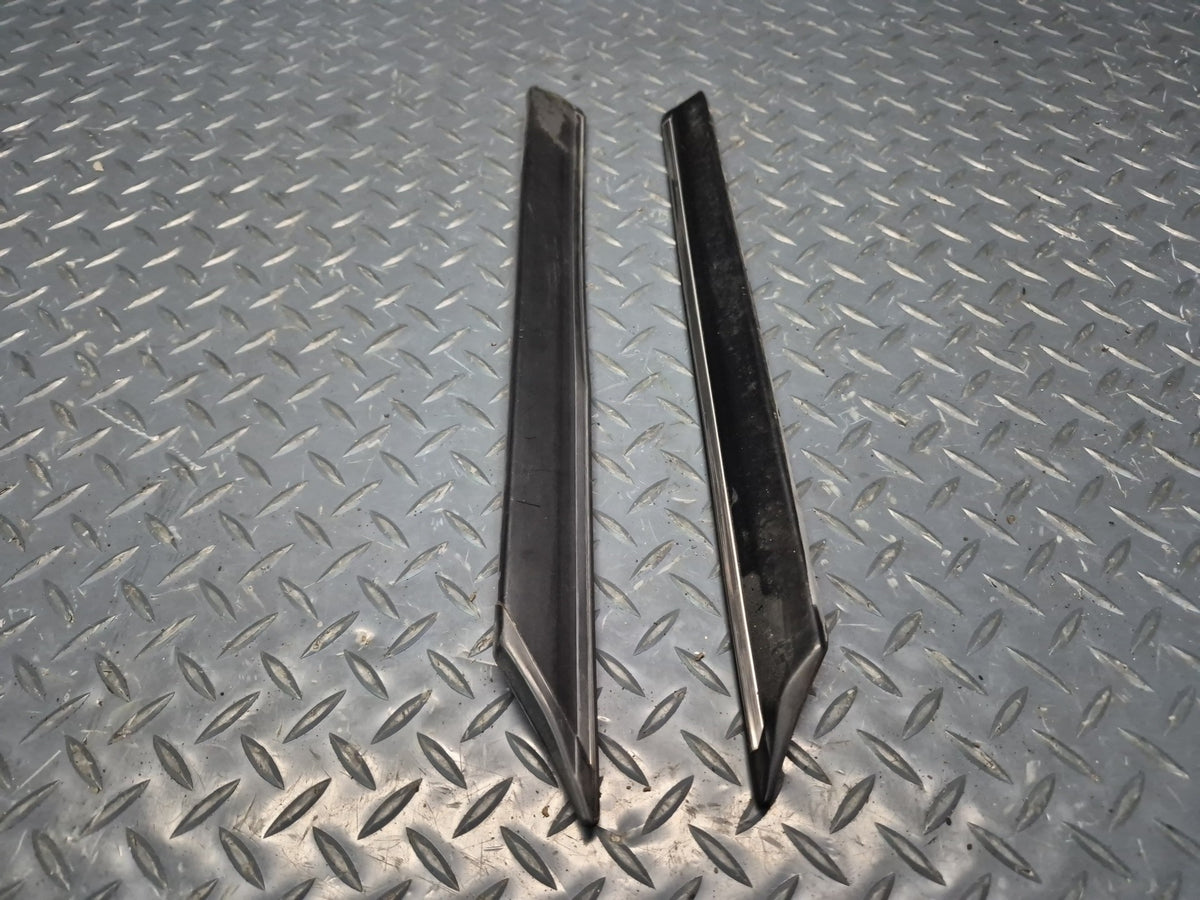 84-86 Toyota Cressida MX73 Sedan Right Fender Door Exterior Molding Set of 6 OEM