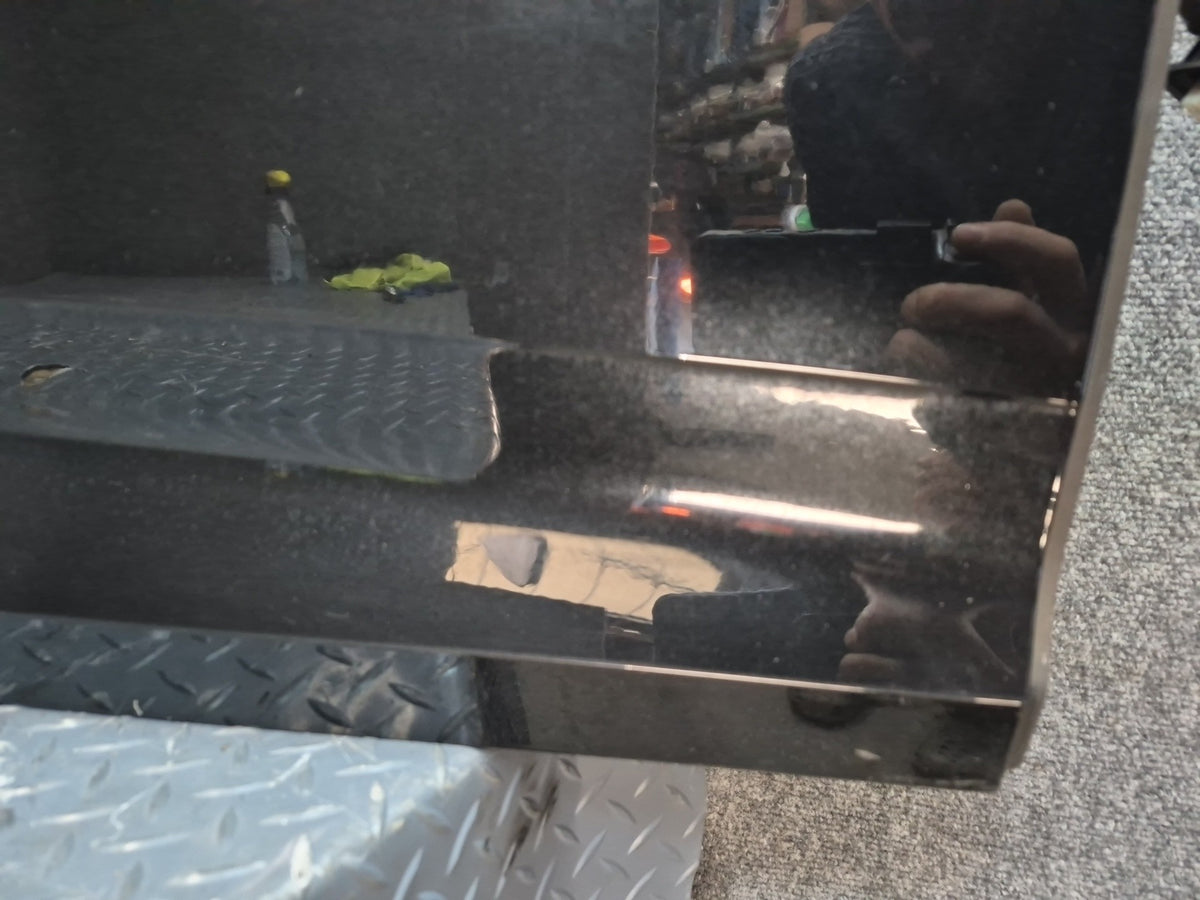 18-25 Audi A5 S5 Sportback Front Right Door Shell Panel Black 49K Miles OEM