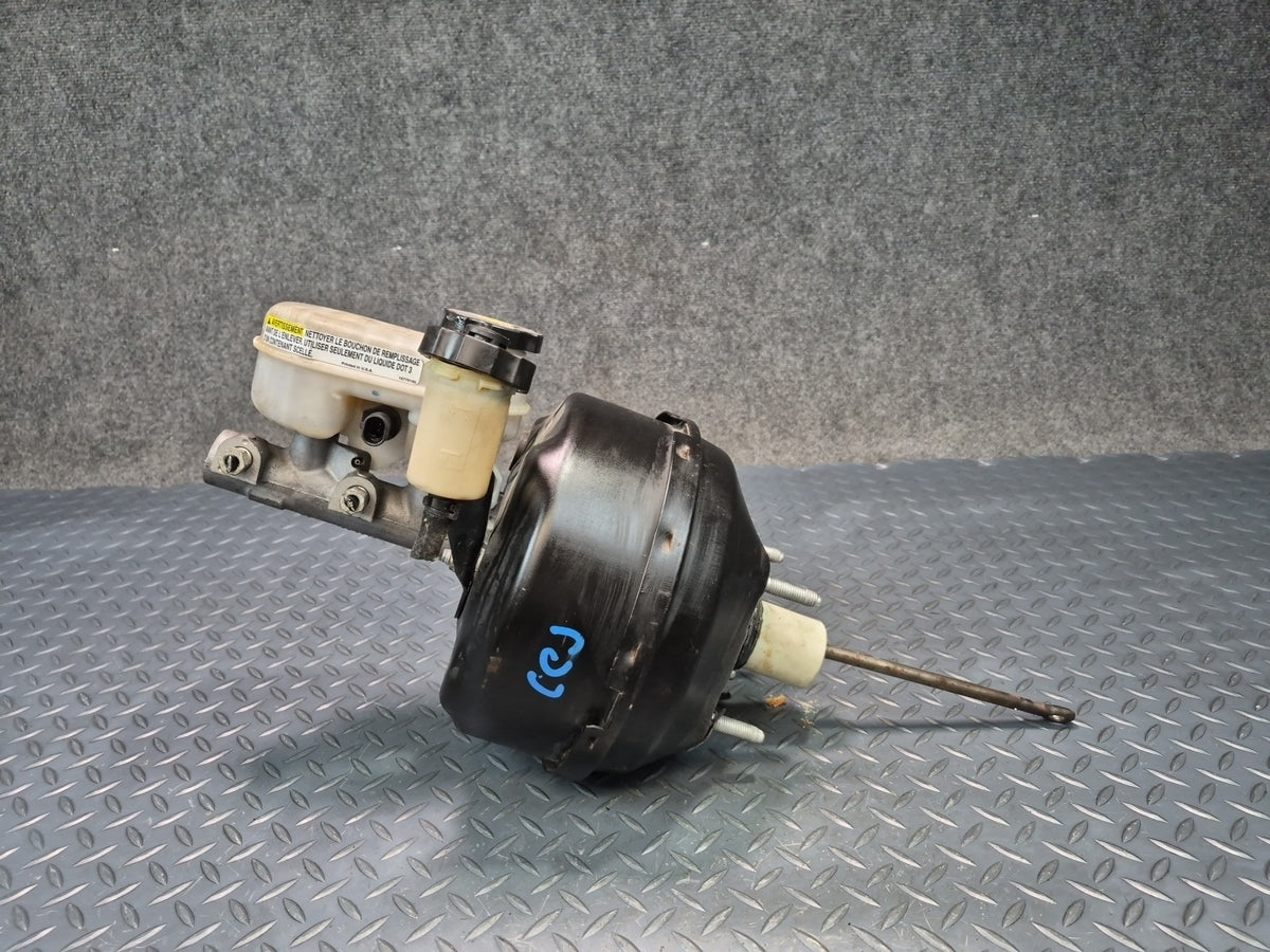 05-08 Chevrolet Corvette C6 Brake Master Cylinder Booster Fluid Reservoir OEM