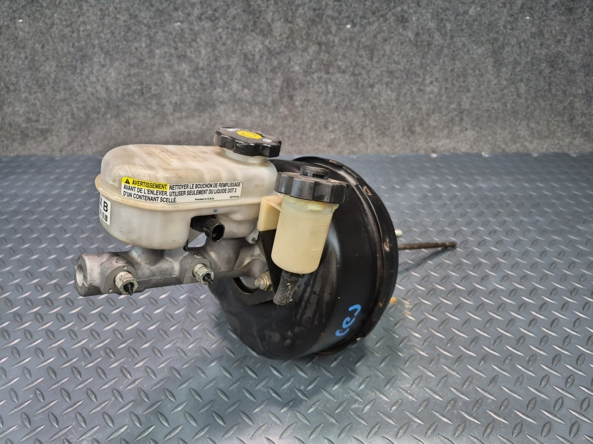 05-08 Chevrolet Corvette C6 Brake Master Cylinder Booster Fluid Reservoir OEM