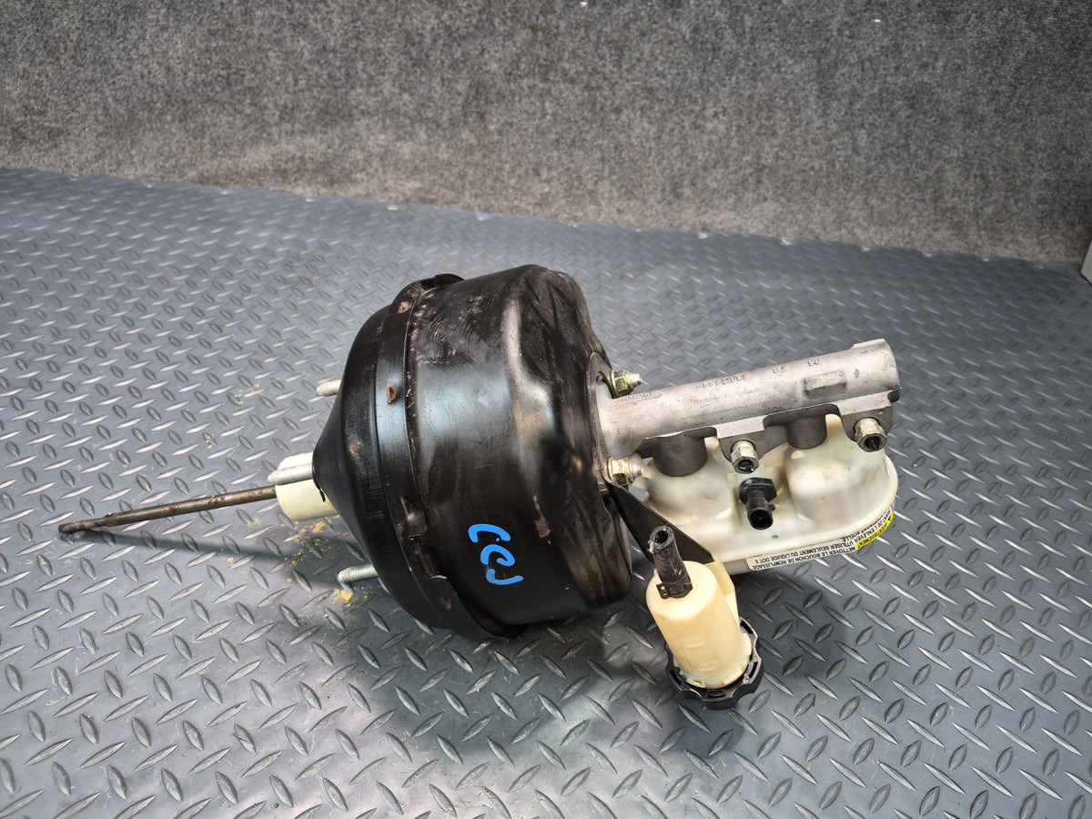05-08 Chevrolet Corvette C6 Brake Master Cylinder Booster Fluid Reservoir OEM