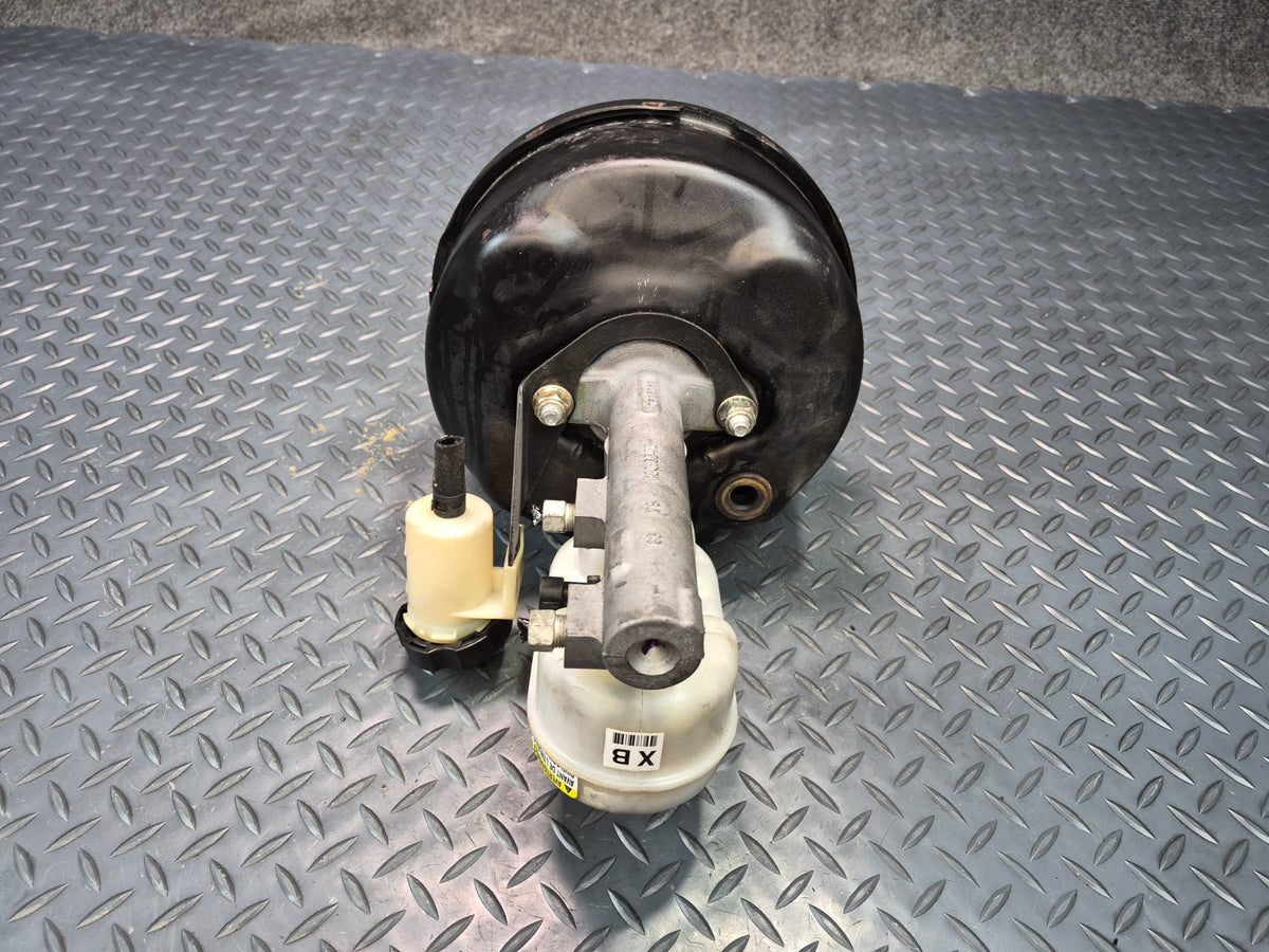 05-08 Chevrolet Corvette C6 Brake Master Cylinder Booster Fluid Reservoir OEM