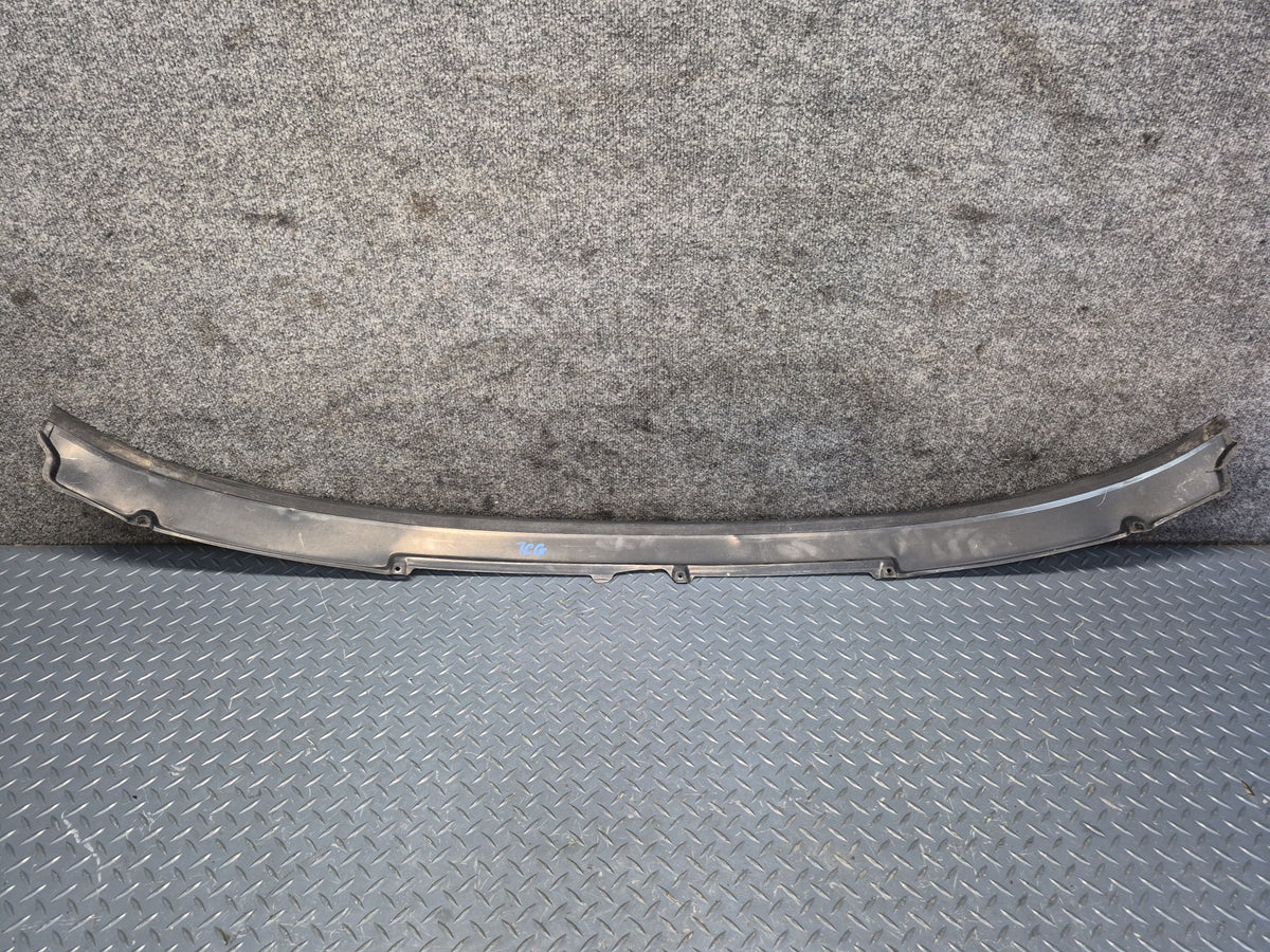 84-86 Toyota Cressida MX73 Windshield Wiper Cowl Vent Trim Cover Panel OEM