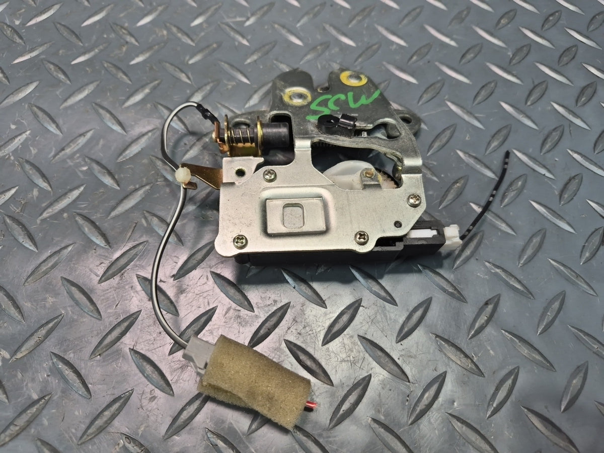 92-00 Lexus UZZ30L SC300 SC400 Rear Trunk Lid Lock Latch Actuator OEM