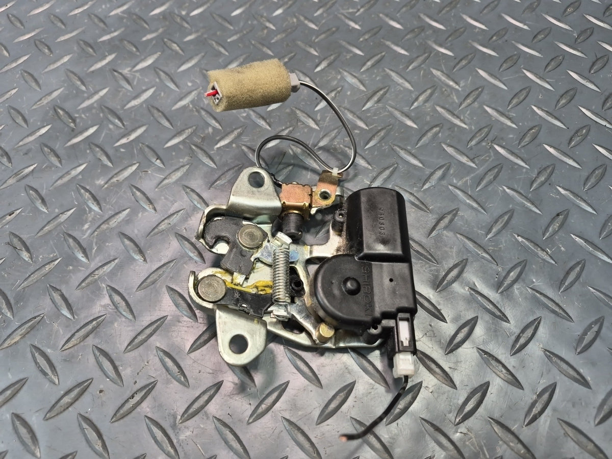92-00 Lexus UZZ30L SC300 SC400 Rear Trunk Lid Lock Latch Actuator OEM