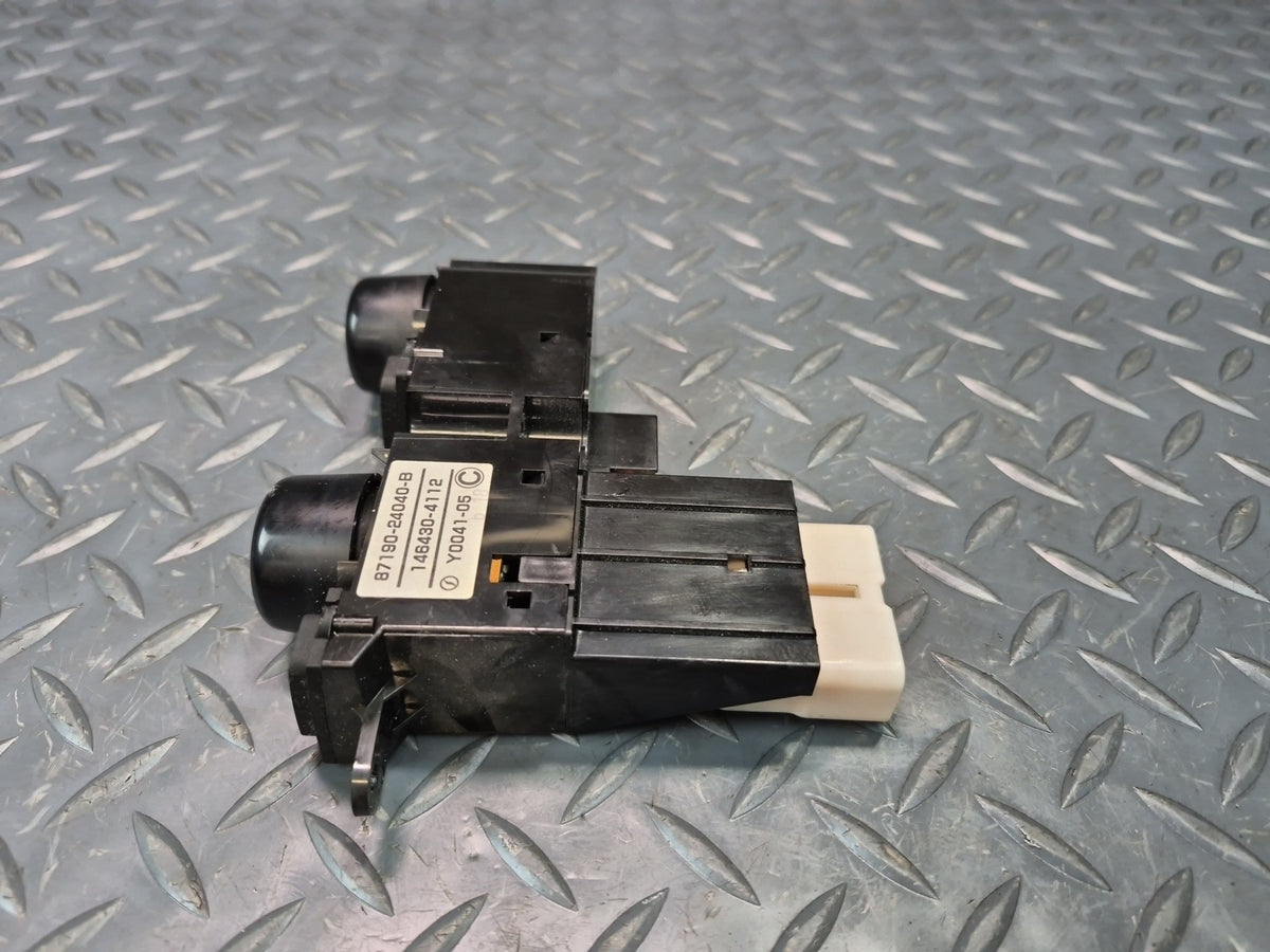 92-00 Lexus UZZ30L SC300 SC400 Temperature Volume Power Switch 87190-24040 OEM