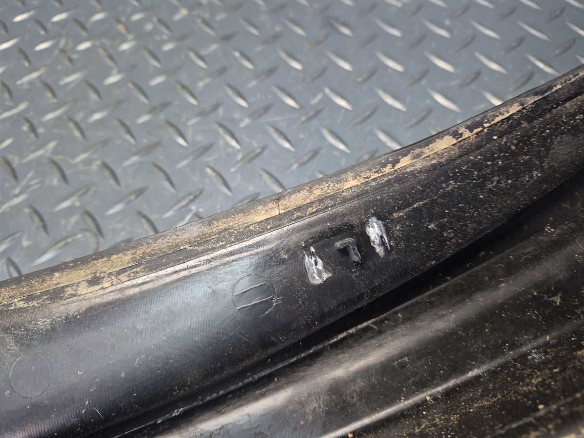 05-07 Chevrolet Corvette C6 Front Windshield Air Vent Cowl Trim Panel Demaged