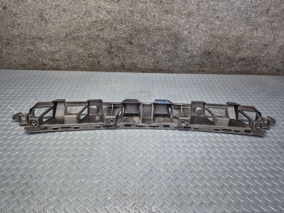 2012-2015 Mercedes X166 W166 Ml-class Rear Center Bumper Support Bracket