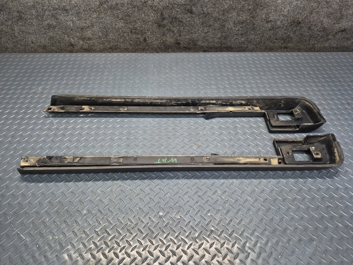 2003-2009 Hummer H2 Rear Right Pass Side Roof Rack Rail Cover Molding