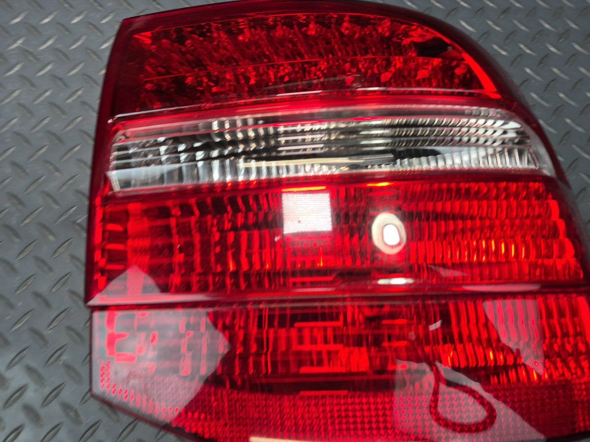 2008-2010 Porsche Cayenne 957 Rear Left & Right Tail Light Lamp Set of 2