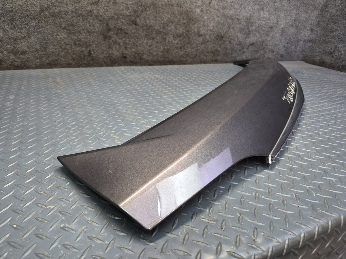 2017-2020 Maserati Levante M161 Rear Trunk Lid Liftgate Spoiler Panel 670042733