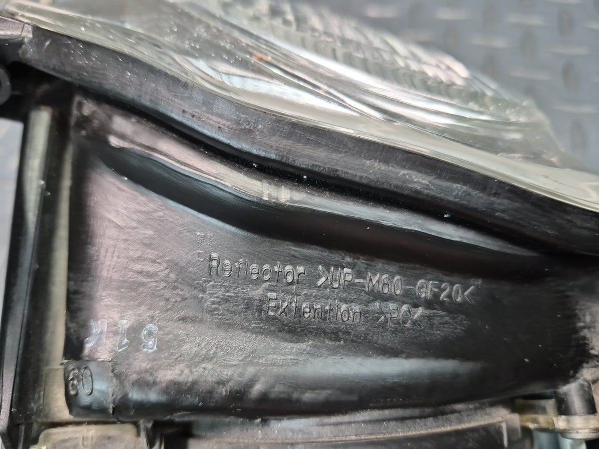 95-97 Lexus UZZ30L SC300 SC400 Front Right Pass Side Inner Headlight Lamp OEM