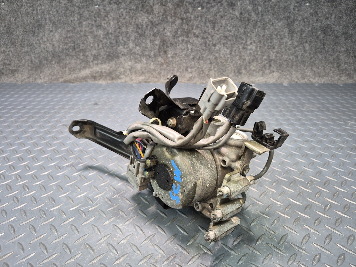 92-96 Lexus UZZ30L SC300 SC400 Anti Lock Brake ABS Pump Module w Actuator OEM