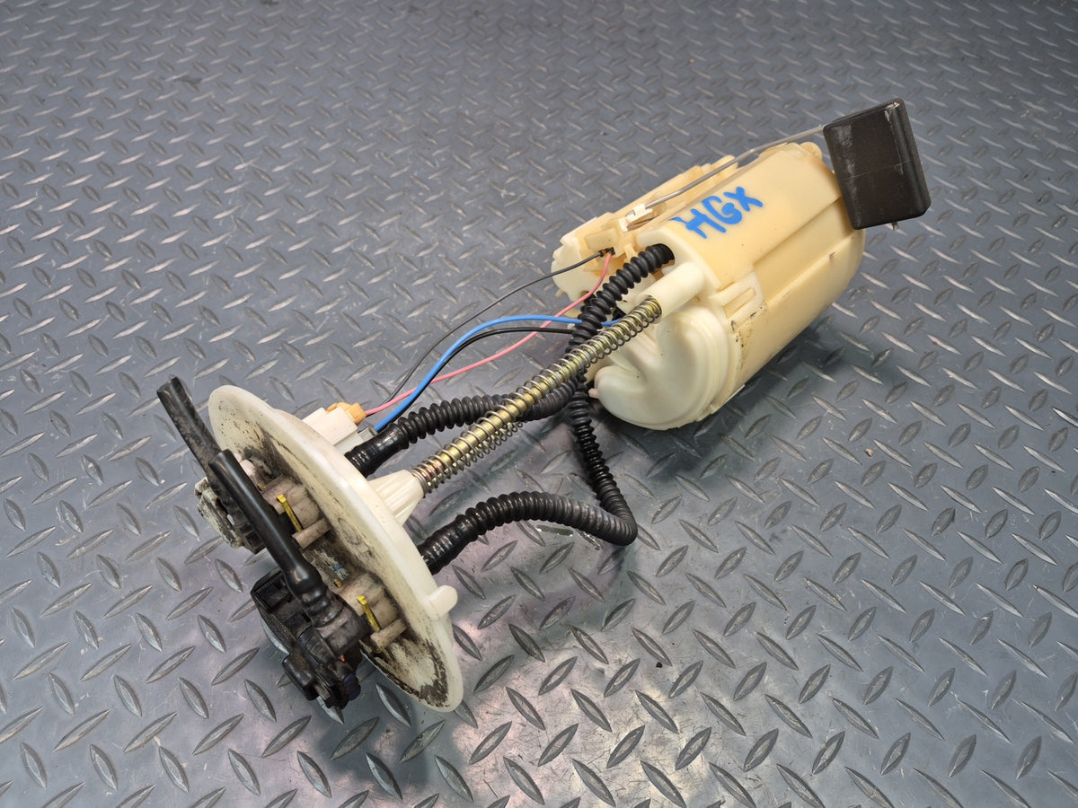2003-2005 Lexus GX470 Fuel Gas Pump Level Sensor Assembly