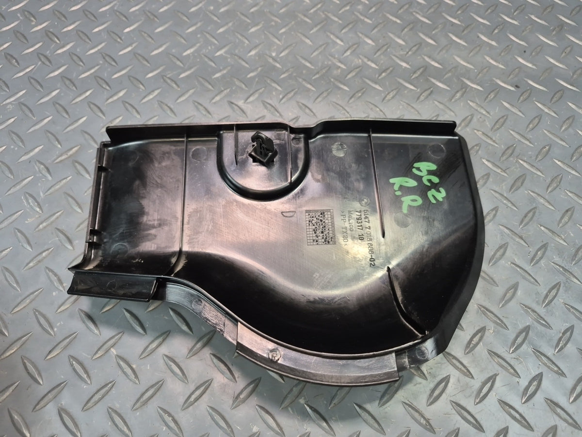 03-08 BMW E85 Z4 Rear Right Tail Light Bulb Lamp Cover 7016686 OEM