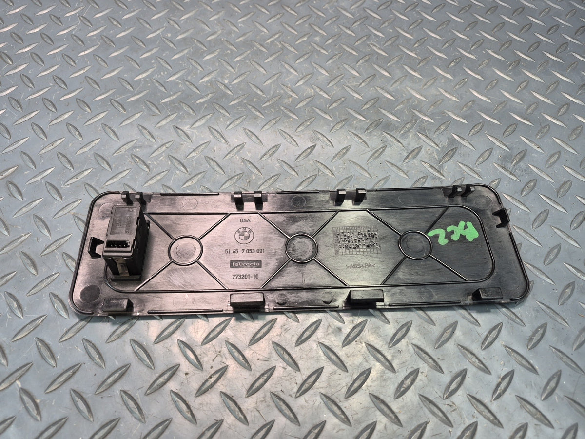 03-08 BMW E85 E86 Z4 Dash Center Lower Trim Cover Panel 7053091 OEM