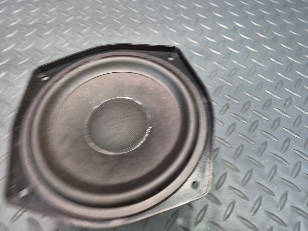 03-08 BMW E85 Z4 TOP Hi-fi Subwoofer Speaker 9143269 OEM