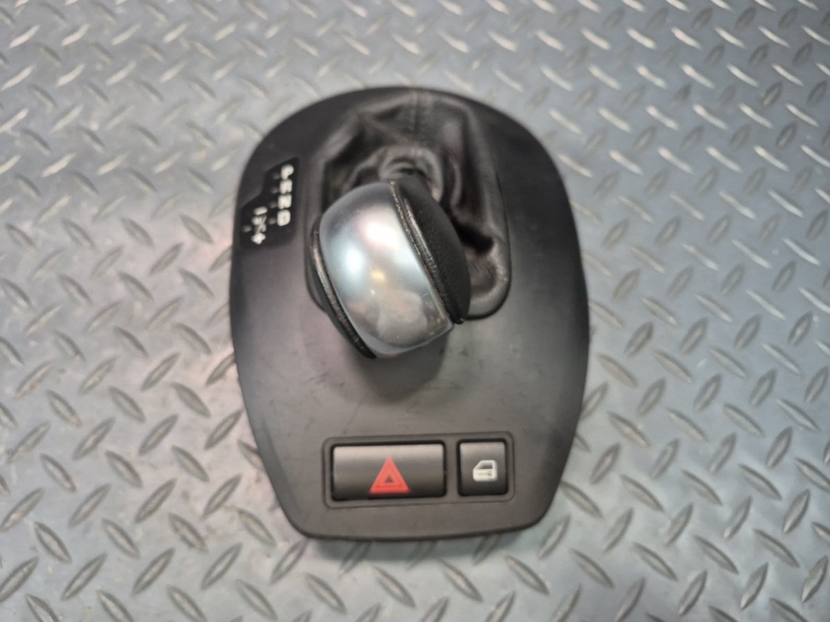 06-08 BMW E85 Z4 3.0L A/T Automatic Transmission Shifter Knob w Trim Panel OEM