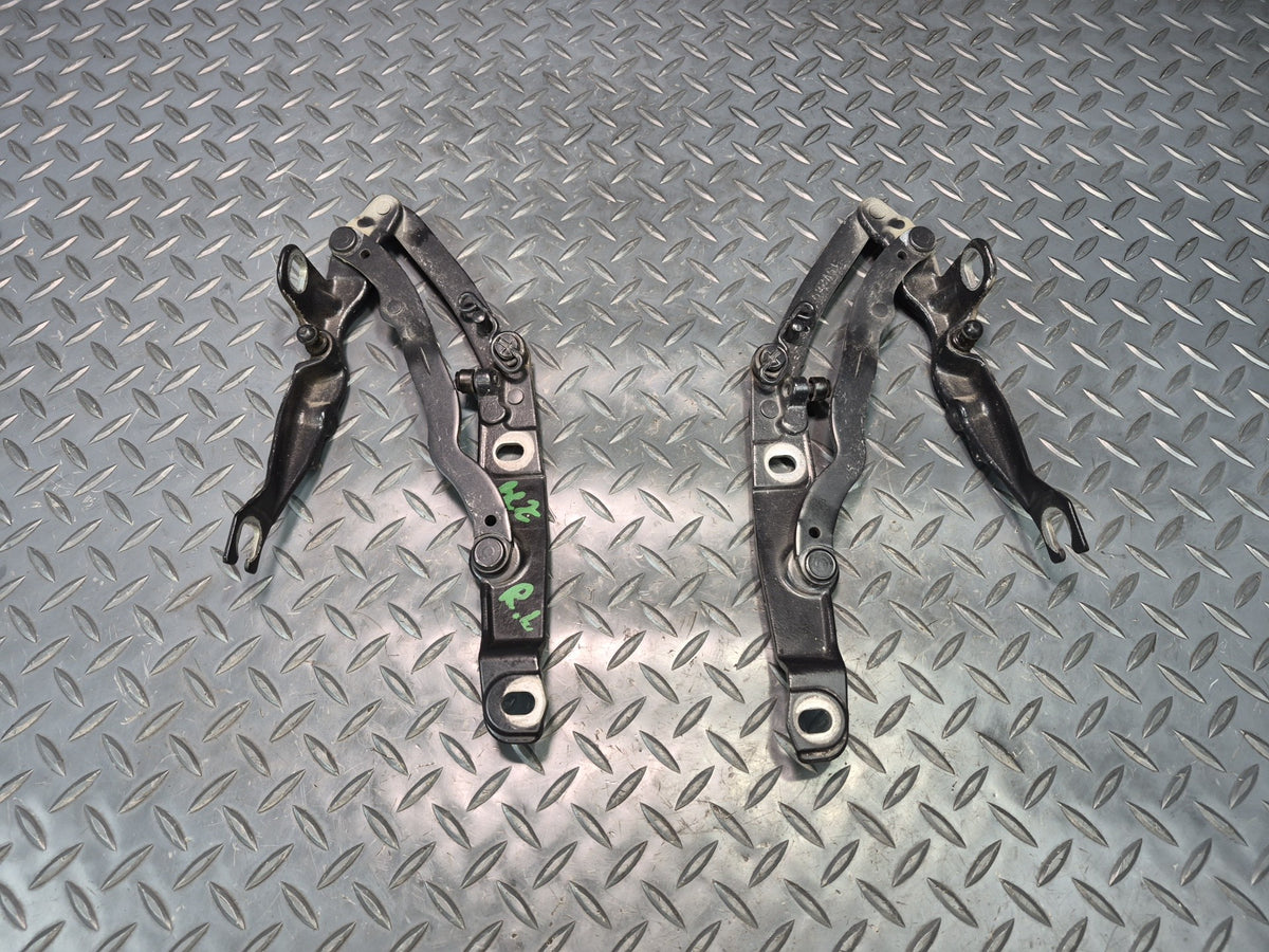 03-08 BMW E85 Z4 Set of 3 Rear Left & Right Trunk Hinge OEM