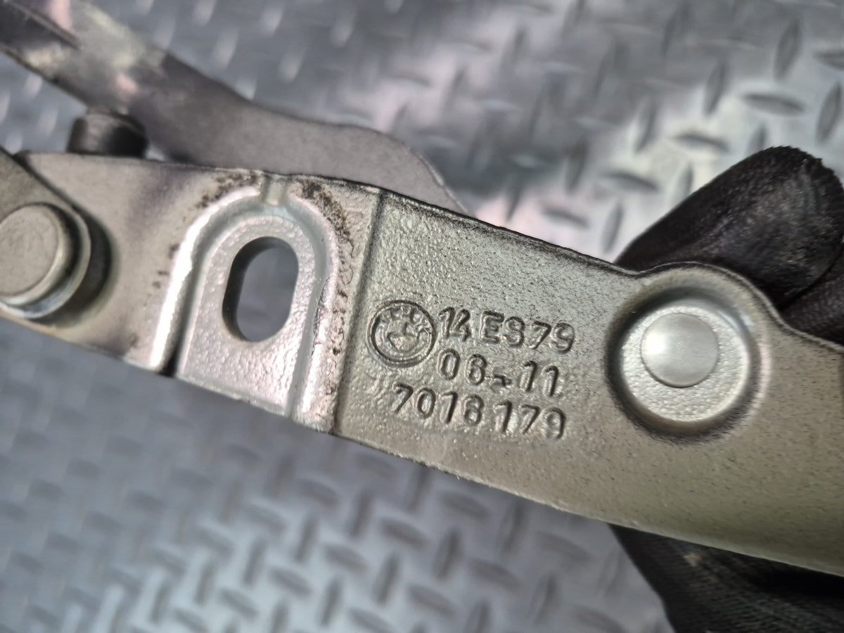 03-08 BMW E85 Z4 Set of 3 Rear Left & Right Trunk Hinge OEM
