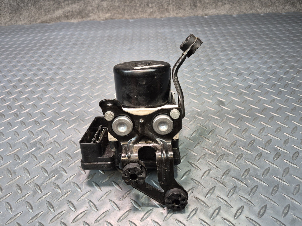 06-08 BMW E85 Z4 Anti Lock Brake ABS Pump Module 6778236 OEM