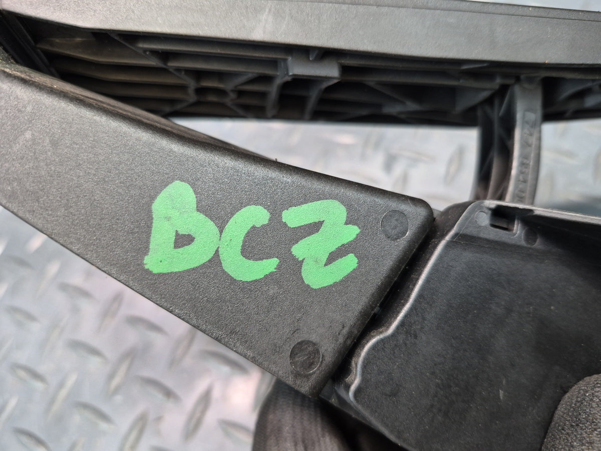 03-08 BMW E85 Z4 A/T Gas Acceleration Pedal 6786588 OEM