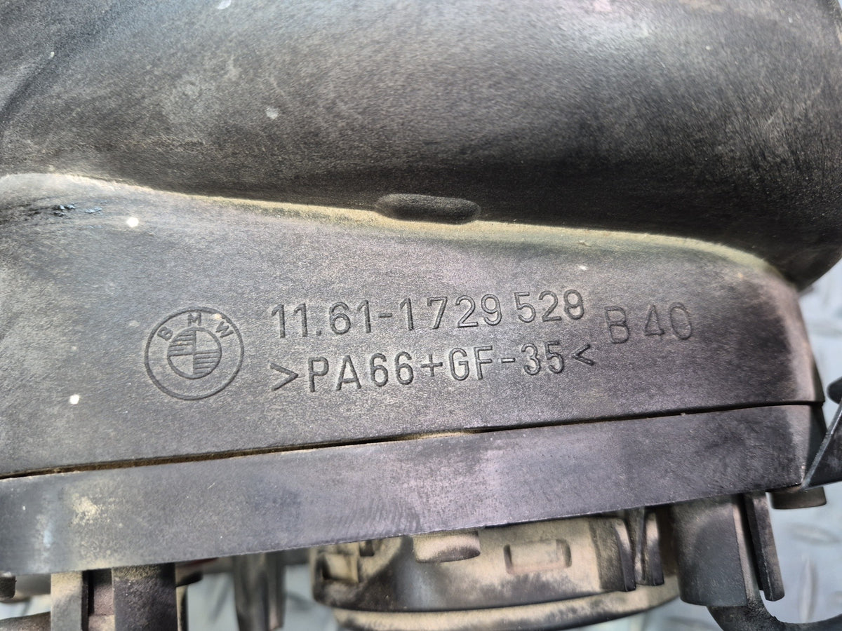 1996-1997 BMW E31 840Ci M62 Intake Manifold 1729528