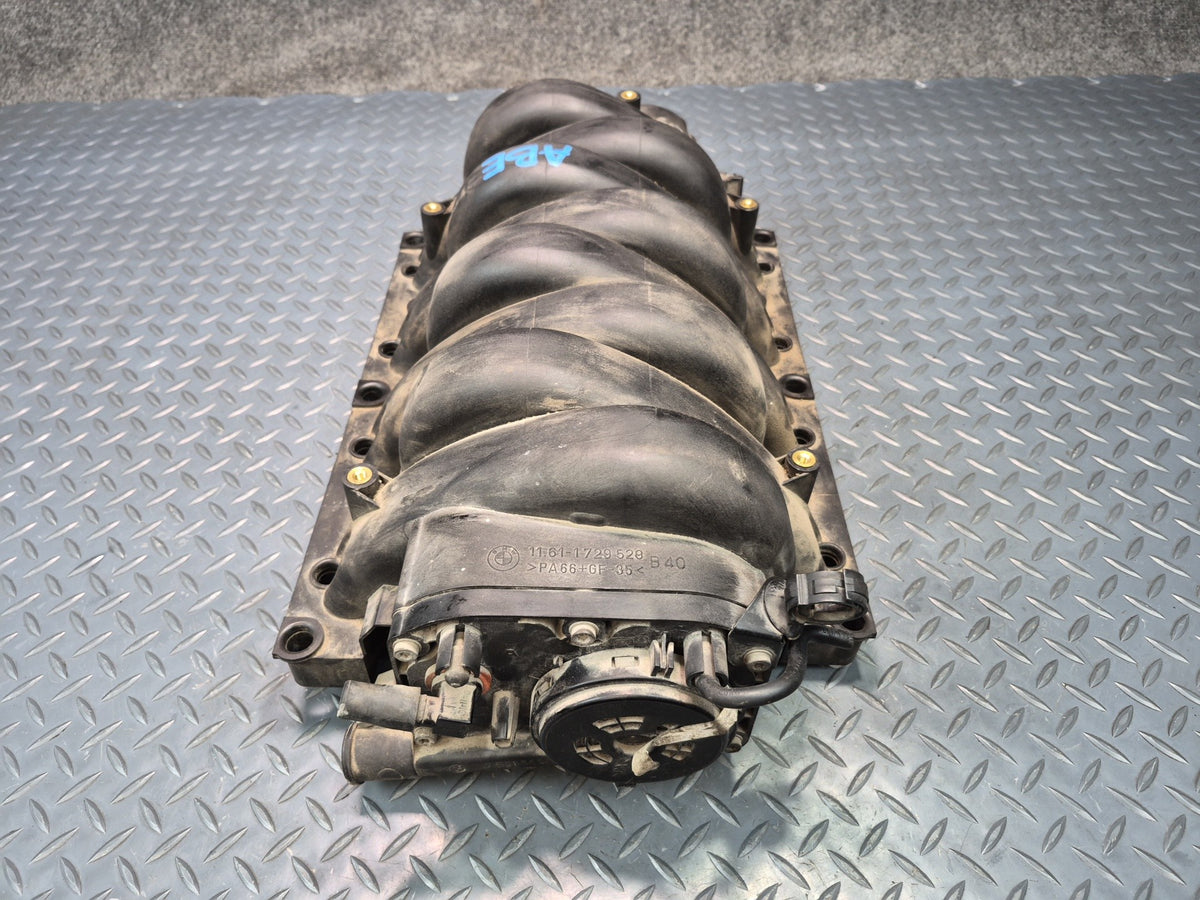 1996-1997 BMW E31 840Ci M62 Intake Manifold 1729528