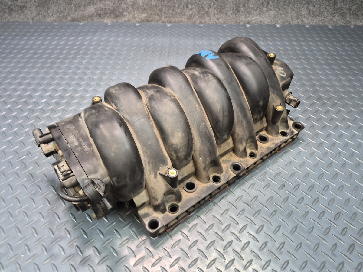1996-1997 BMW E31 840Ci M62 Intake Manifold 1729528