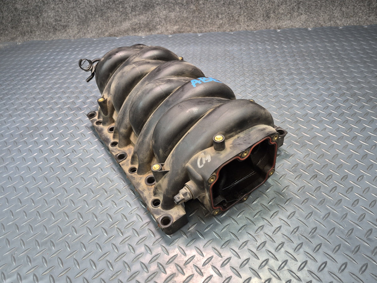 1996-1997 BMW E31 840Ci M62 Intake Manifold 1729528
