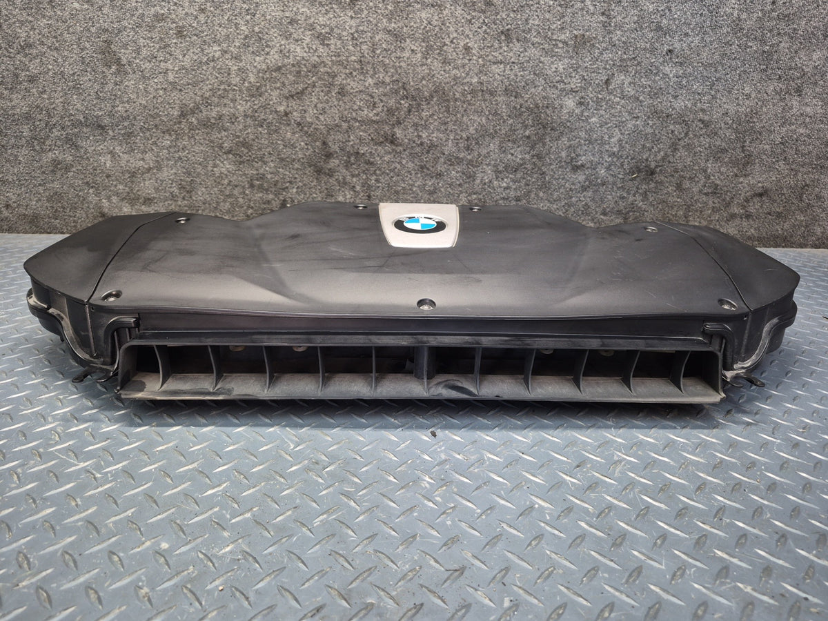 2014-2018 BMW F15 X5 N63 Air Intake Cleaner Filter Box 7638564