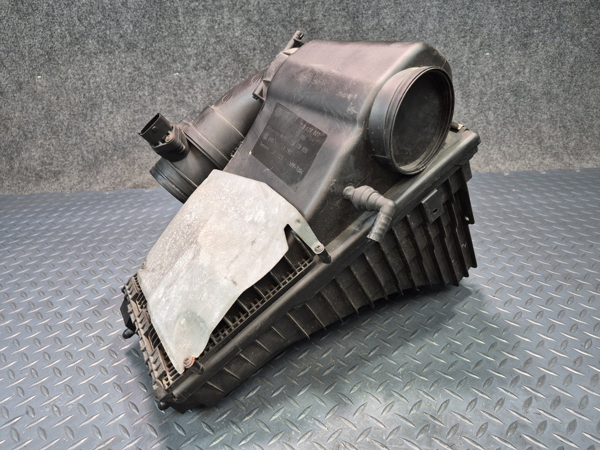 2008-2010 Porsche Cayenne 957 Turbo Right Air Intake Cleaner Filter Box w Sensor