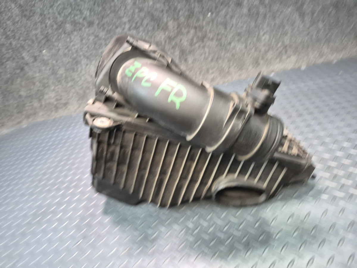 2008-2010 Porsche Cayenne 957 Turbo Right Air Intake Cleaner Filter Box w Sensor