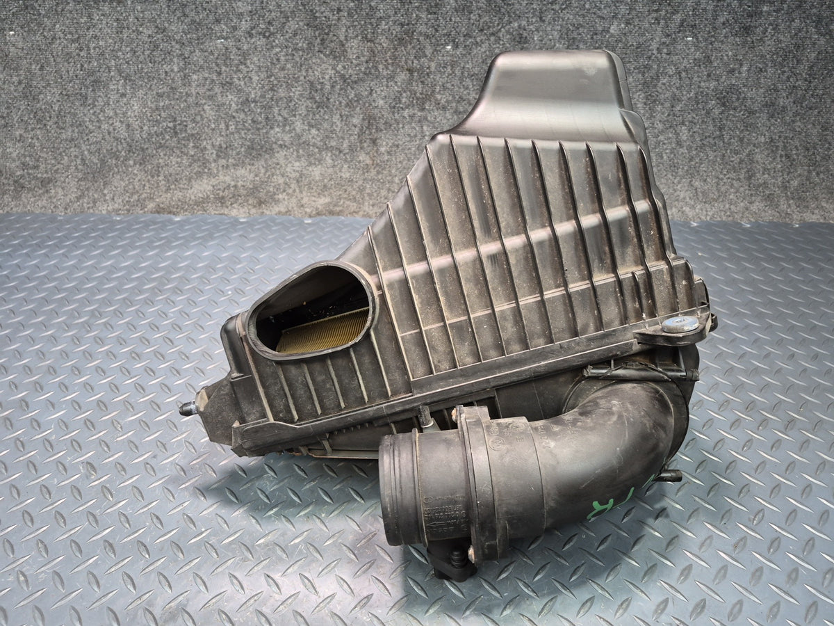 2008-2010 Porsche Cayenne 957 Turbo Right Air Intake Cleaner Filter Box w Sensor