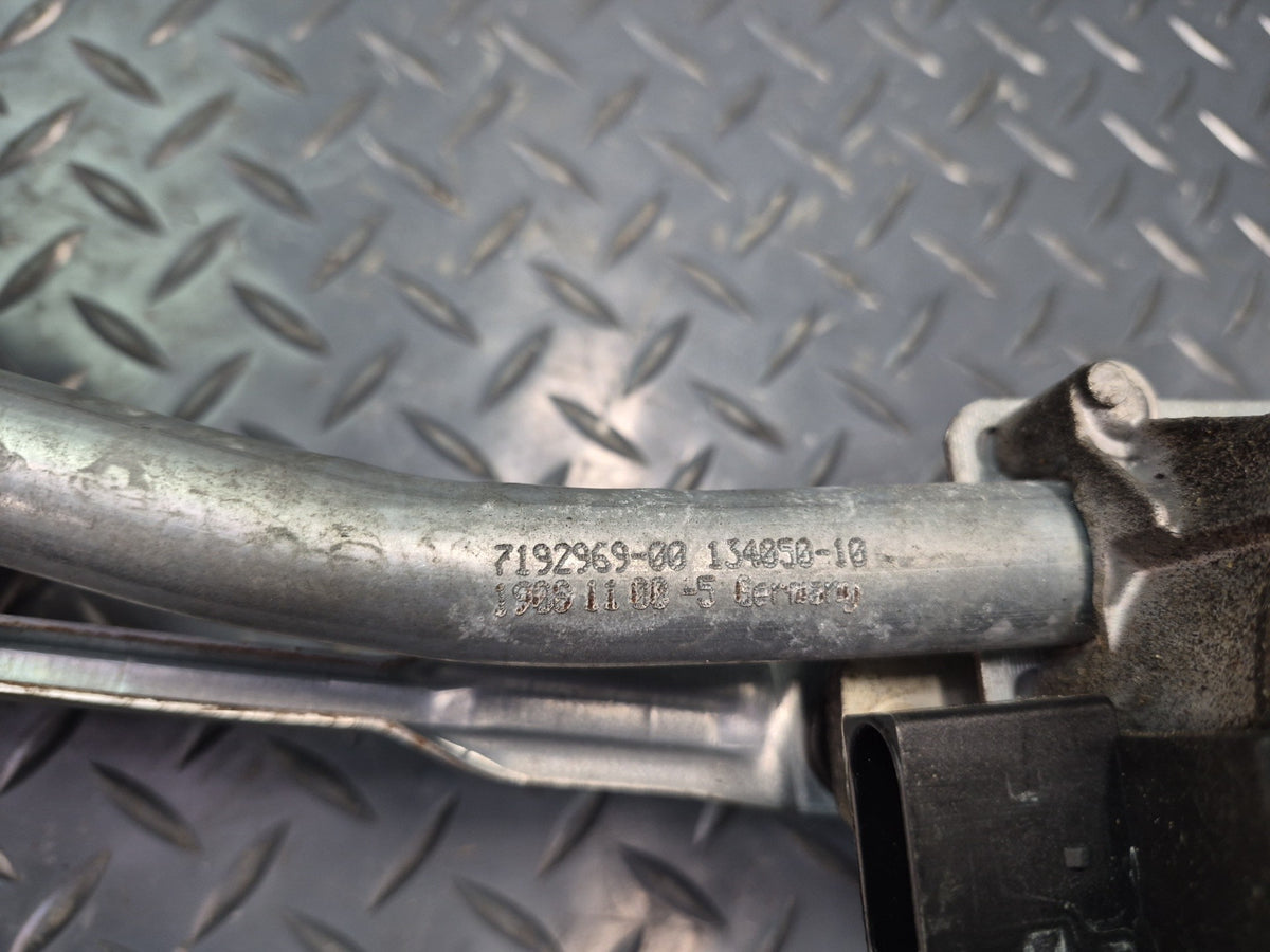 03-08 BMW E85 Z4 Windshield Wiper Transmission Linkage w Motor 7192969 OEM