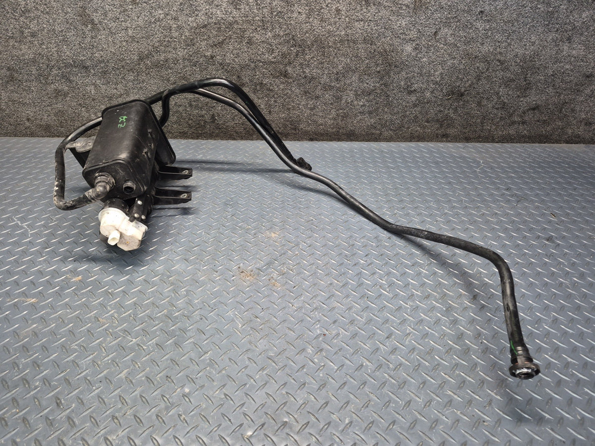 03-08 BMW E85 Z4 Fuel Evap Vapor Charcoal Canister 6758019 OEM