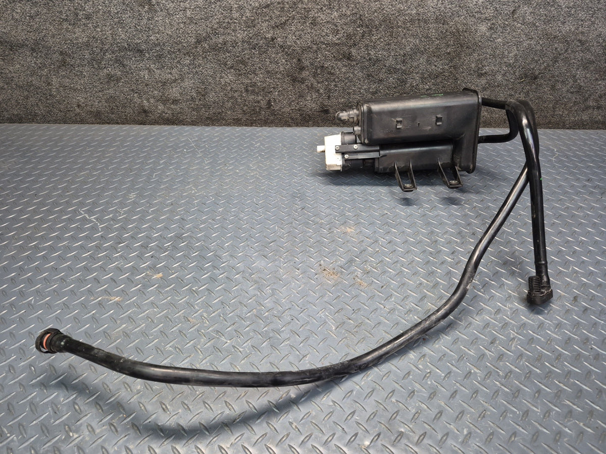 03-08 BMW E85 Z4 Fuel Evap Vapor Charcoal Canister 6758019 OEM