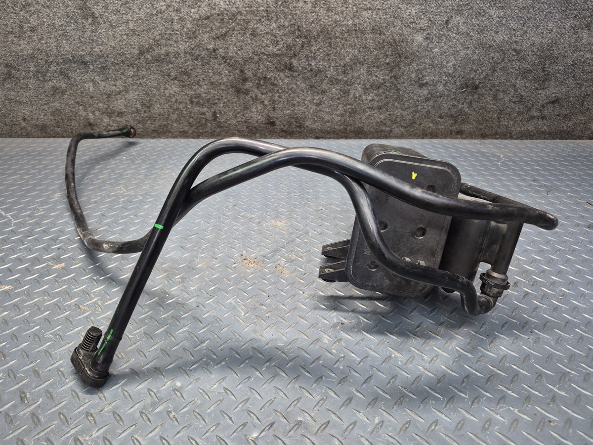 03-08 BMW E85 Z4 Fuel Evap Vapor Charcoal Canister 6758019 OEM