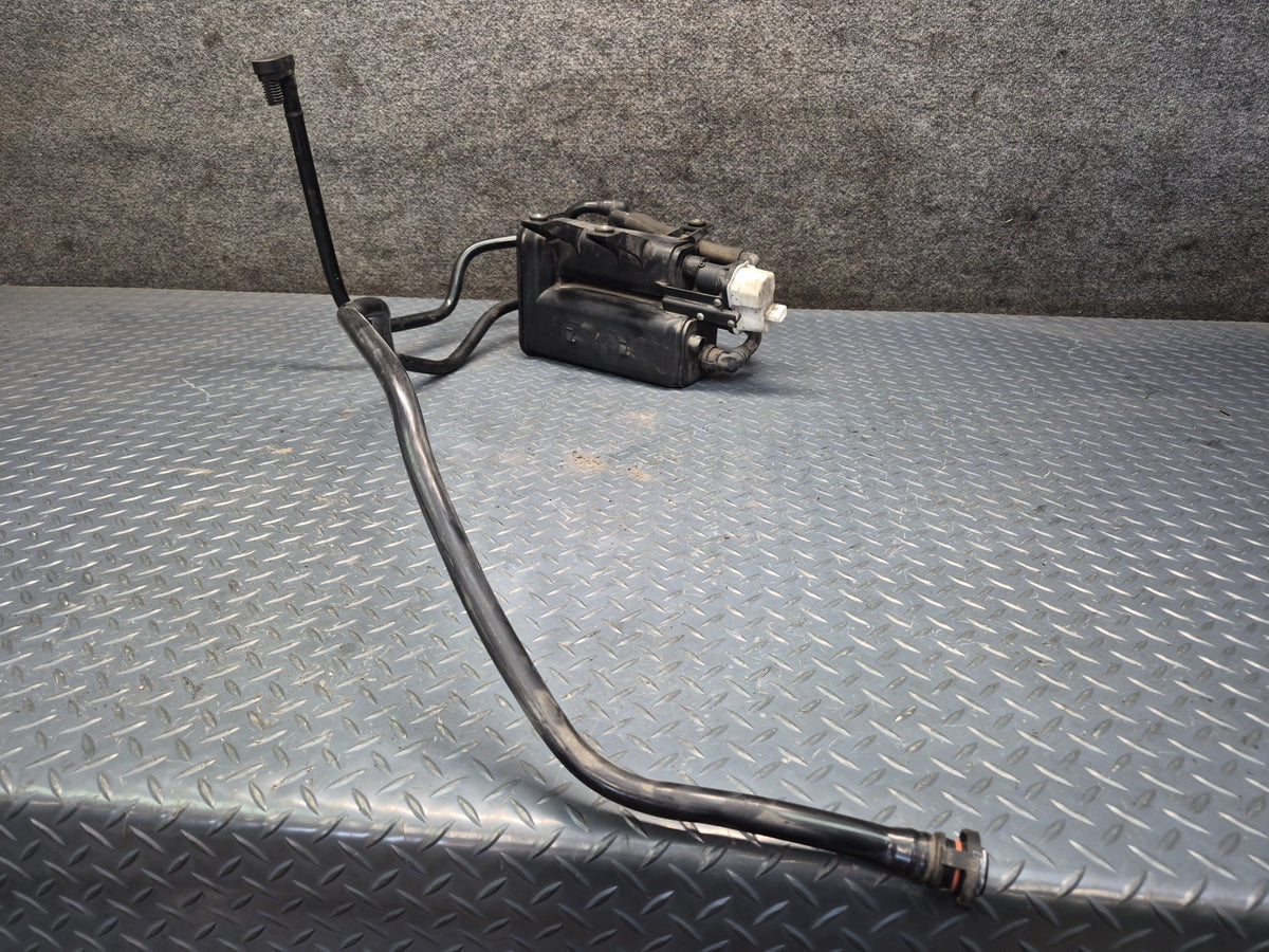 03-08 BMW E85 Z4 Fuel Evap Vapor Charcoal Canister 6758019 OEM