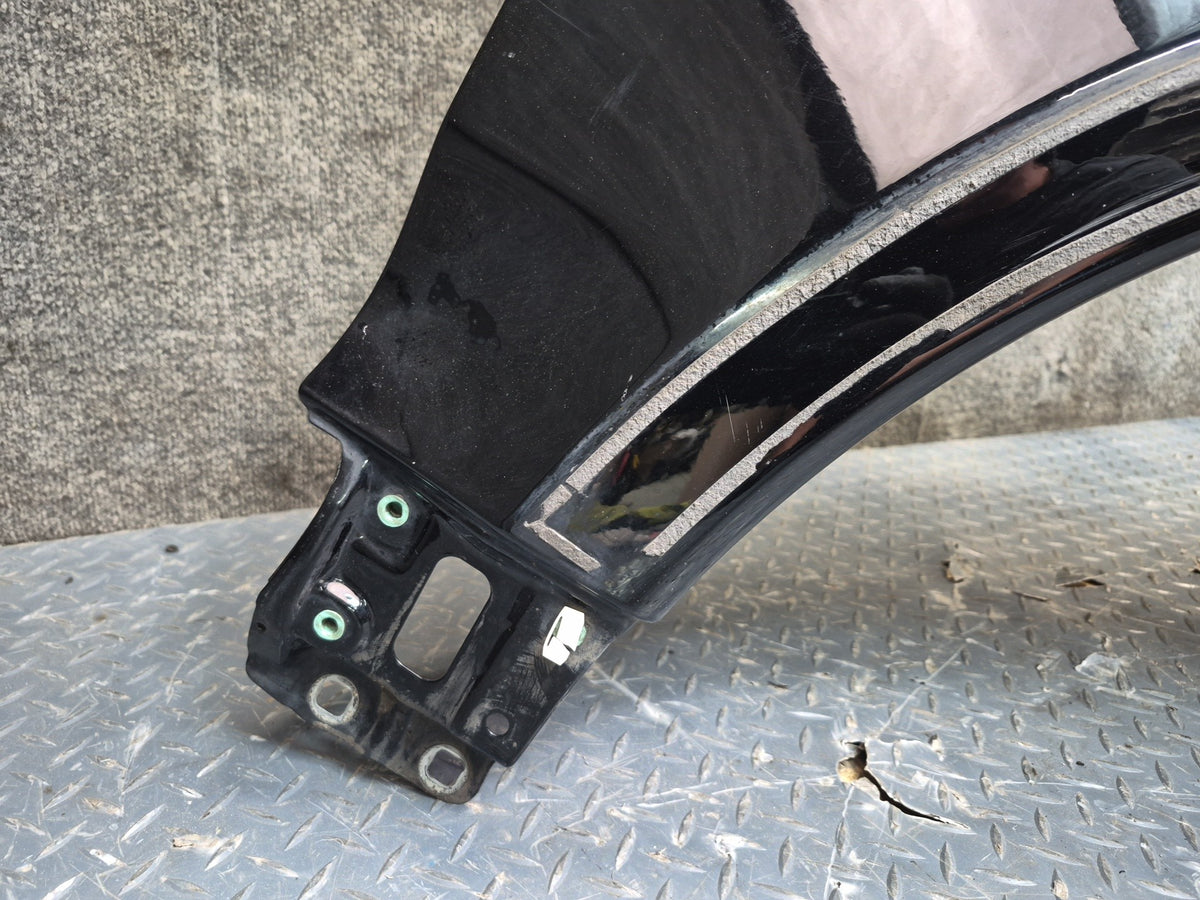 2008-2010 Porsche Cayenne 957 Front Right Fender Shell Cover Panel Black