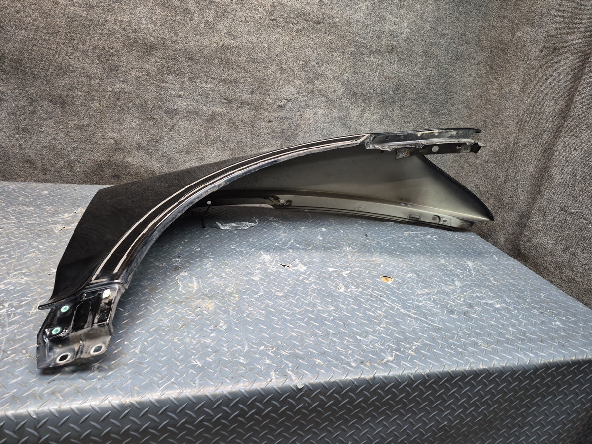 2008-2010 Porsche Cayenne 957 Front Right Fender Shell Cover Panel Black