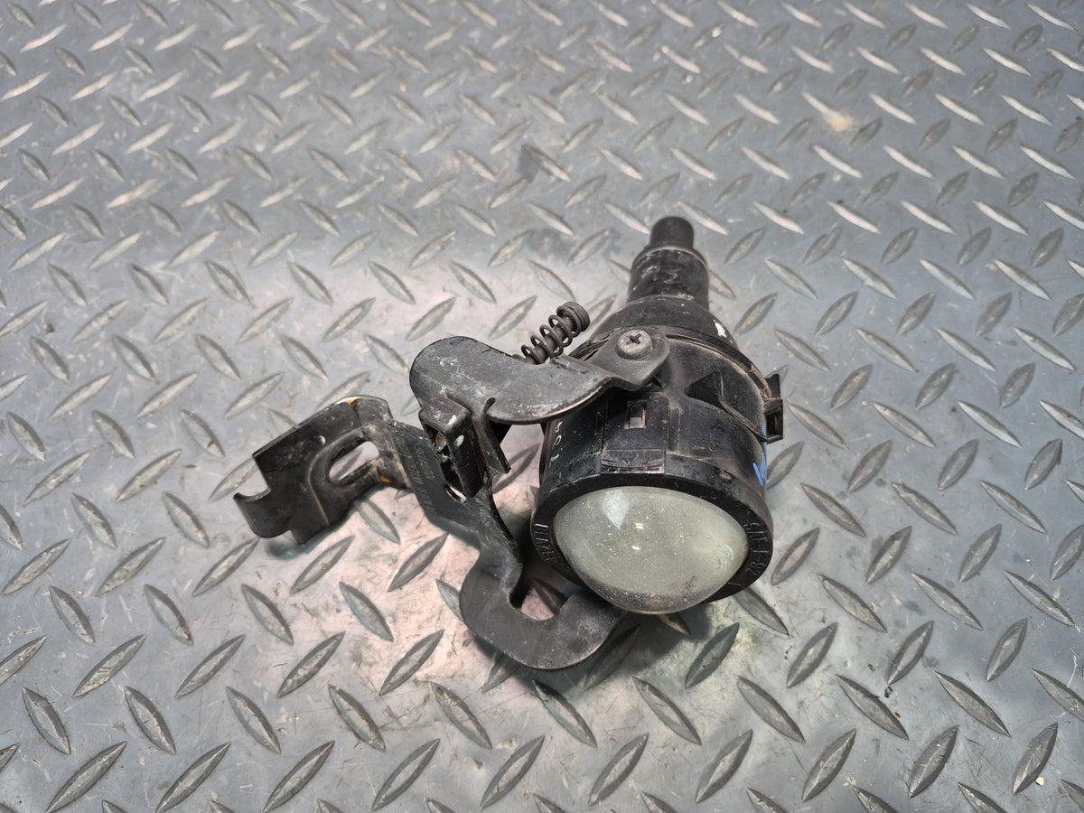 97-04 Chevrolet Corvette C5 Set of 2 Front Left & Right Fog Light Lamp OEM