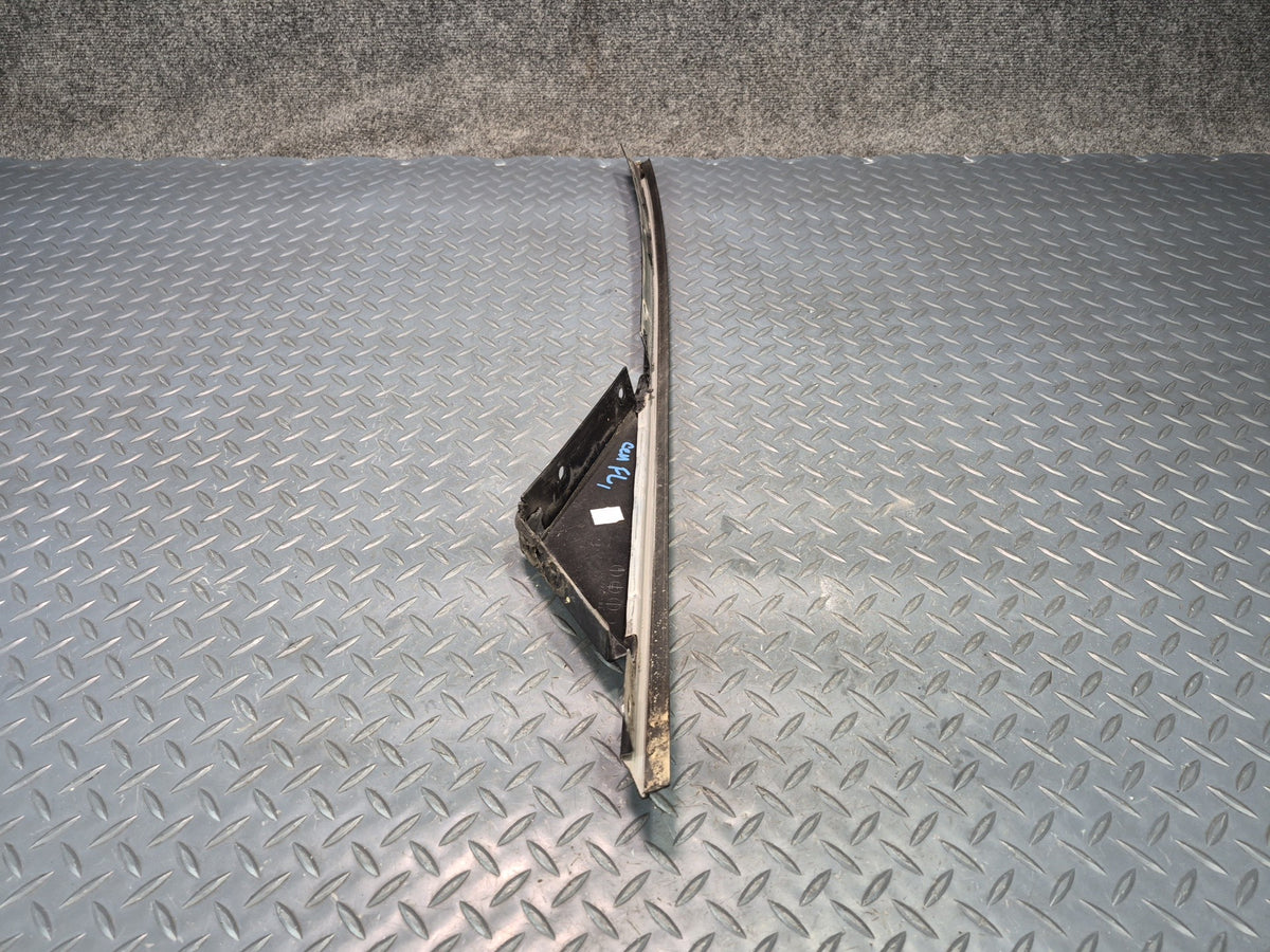 97-04 Chevy Corvette C5 Front Left Right Windshield A Pillar Reveal Molding OEM