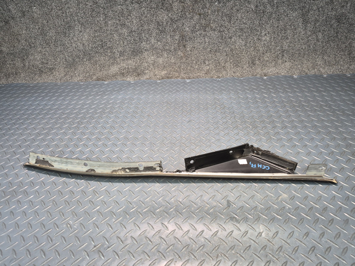 97-04 Chevy Corvette C5 Front Left Right Windshield A Pillar Reveal Molding OEM