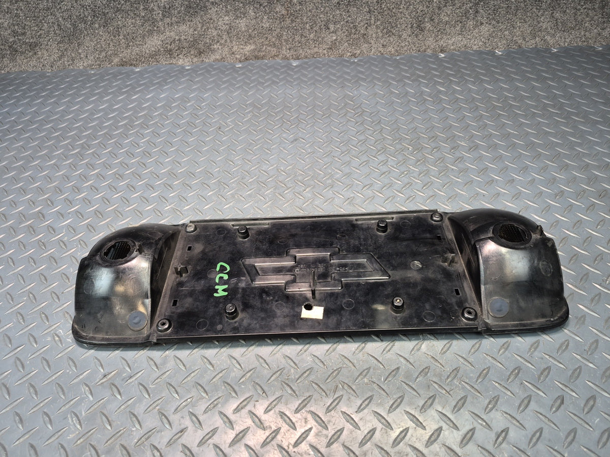 97-04 Chevrolet Corvette C5 Rear Reverse Light License Plate Holder 16524094 OEM
