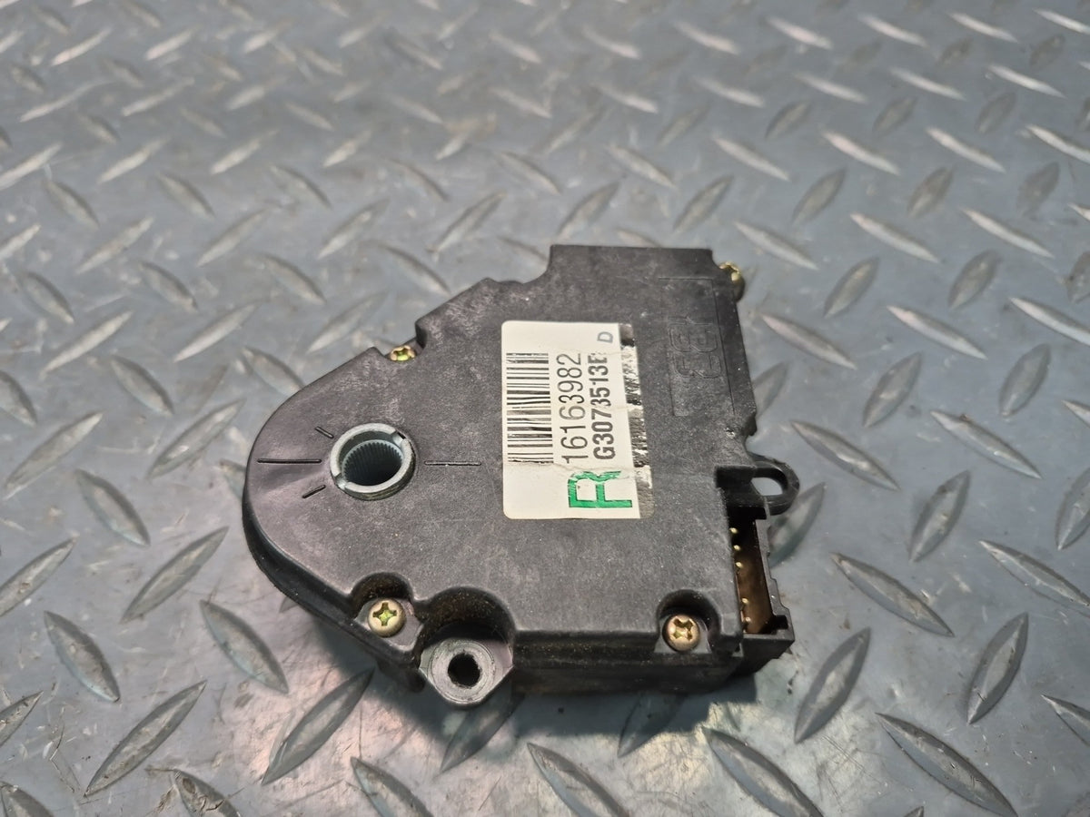 97-04 Chevrolet Corvette C5 Set of 2 A/C Heater Flap Door Actuator Motor OEM